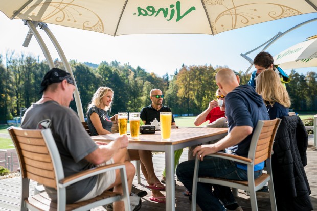 Nové bistro HLADINA je otevřeno